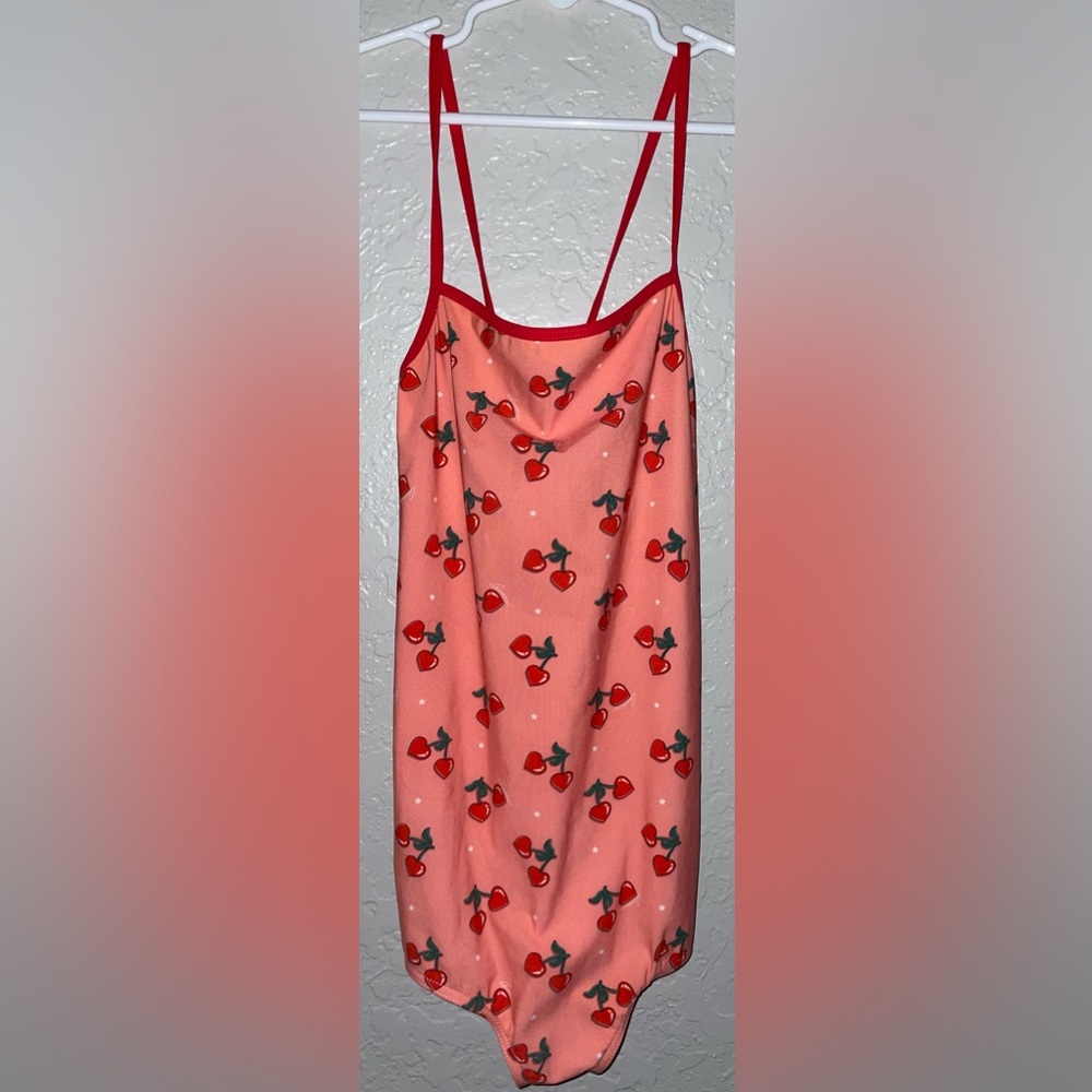 GUCCI GIRLS PINK/RED CHERRIES SWIMSUIT/BATHING SUIT SIZE 10 NEW W/SMALL STAIN